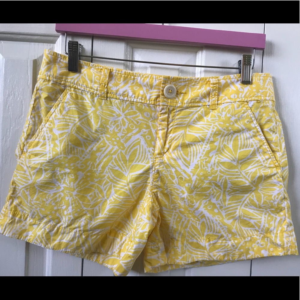 Lilly Pulitzer Giraffe Print Callahan Shorts